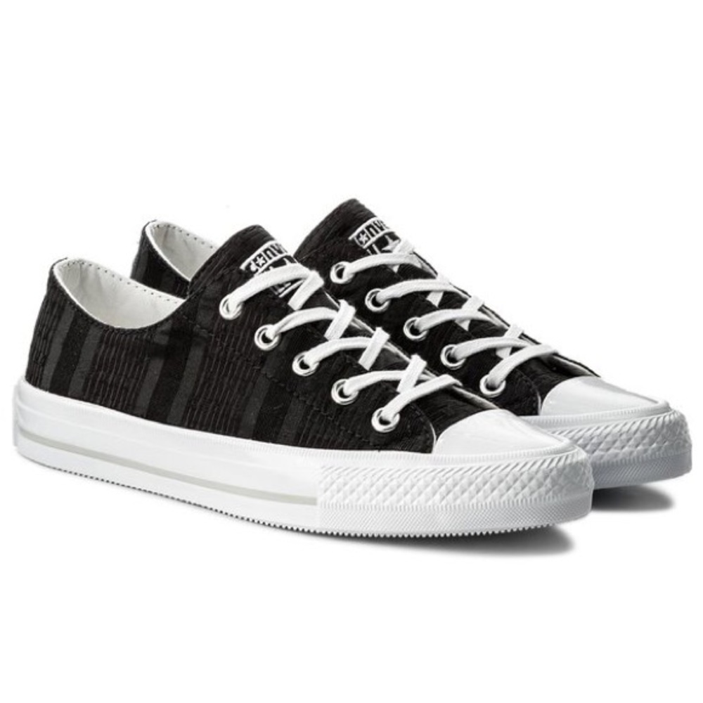 Sold CONVERSE Chuck Taylor All Star Gemma 555843C Sneakers Shoes Women